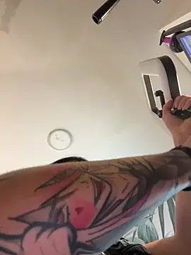 HannaaMiller online show from April 18, 12:42 pm