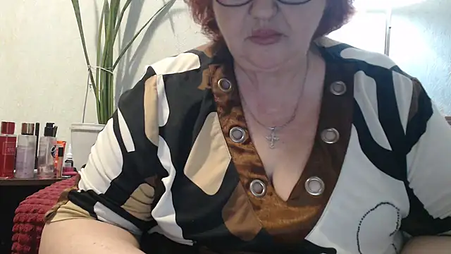 DeniseeRosea online show from April 8, 10:32 pm