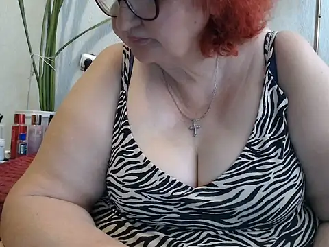 Snapshot of DeniseeRosea chatting on June 18, 9:14 am DeniseeRosea online show from June 18, 9:14 am