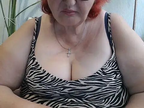 Snapshot of DeniseeRosea chatting on June 25, 7:35 am DeniseeRosea online show from June 25, 7:35 am