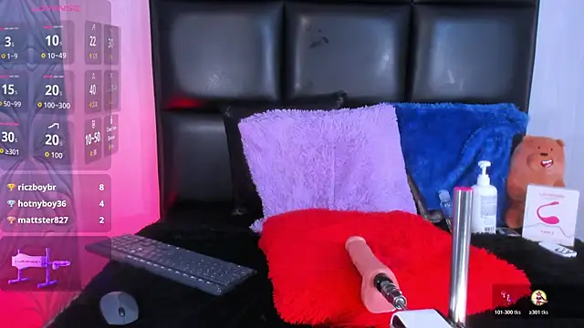 Snapshot of Jean_Miller20 chatting on October 25, 10:01 am Jean Miller20 online show from October 25, 10:01 am