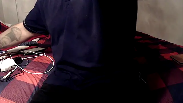 Snapshot of Str8_Soldier chatting on February 23, 9:33 am Str8 Soldier online show from February 23, 9:33 am