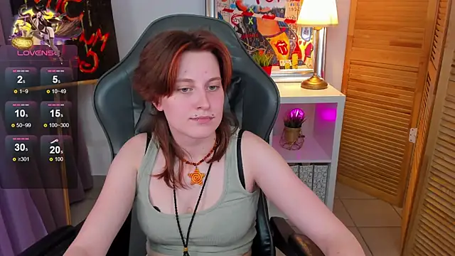 Snapshot of Jiffyyo chatting on February 7, 12:17 pm Jiffyyo online show from February 7, 12:17 pm