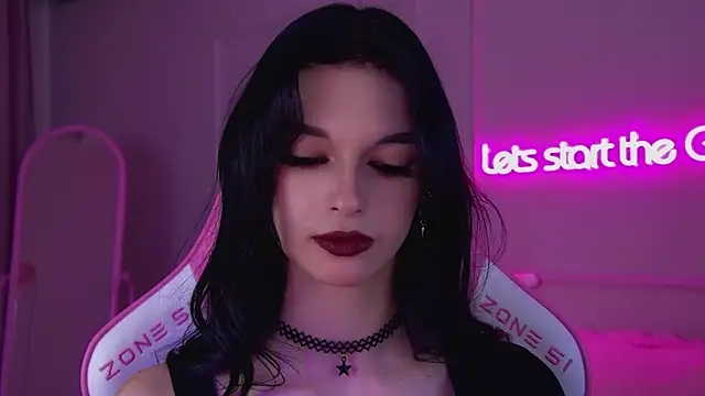 Snapshot of BeverlyMost chatting on March 19, 9:37 pm BeverlyMost online show from March 19, 9:37 pm