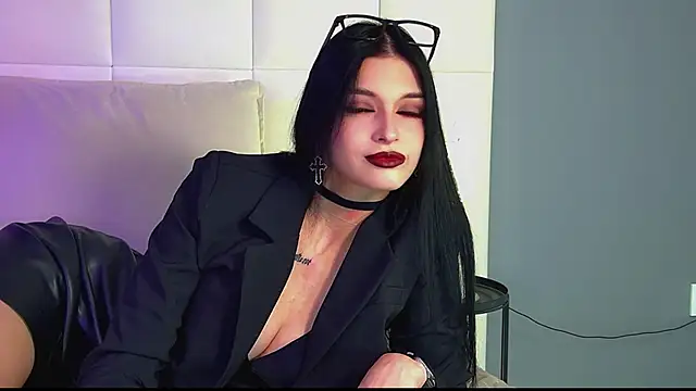 BeverlyMost online show from February 17, 7:09 pm