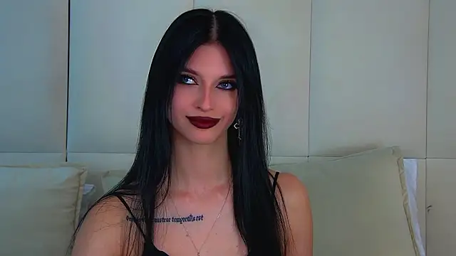 Snapshot of BeverlyMost chatting on July 7, 6:34 pm BeverlyMost online show from July 7, 6:34 pm