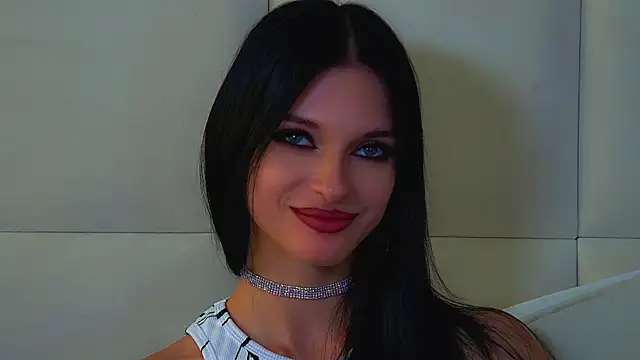 Snapshot of BeverlyMost chatting on July 20, 10:39 am BeverlyMost online show from July 20, 10:39 am
