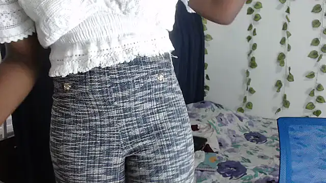 Stela  Gs online show from February 5, 9:30 pm