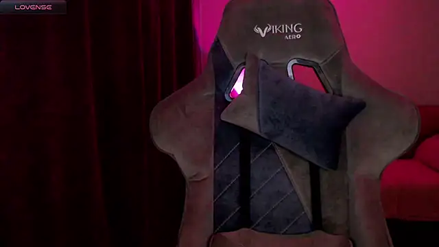 Snapshot of Ohmy_Nora_ chatting on March 4, 2:06 am Ohmy Nora online show from March 4, 2:06 am