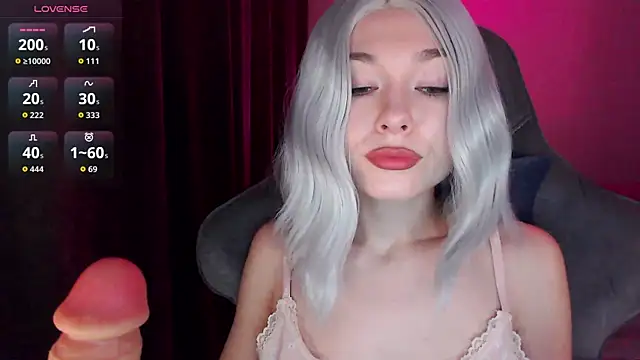 Ohmy Nora  online show from March 31, 10:54 pm