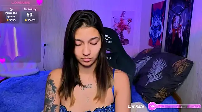 Snapshot of AokiiiKan chatting on February 10, 2:41 am AokiiiKan online show from February 10, 2:41 am