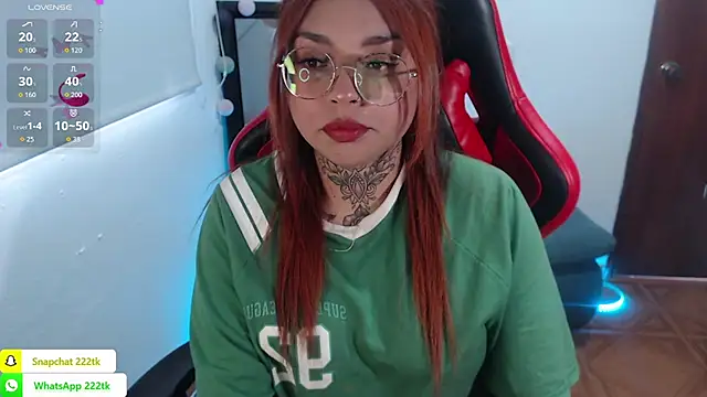 Snapshot of natyk_m chatting on September 16, 8:21 pm natyk m online show from September 16, 8:21 pm