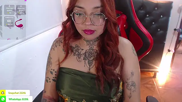 Snapshot of natyk_m chatting on September 29, 8:35 pm natyk m online show from September 29, 8:35 pm