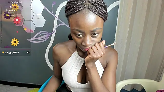 Sara Naugty online show from December 1, 7:08 pm