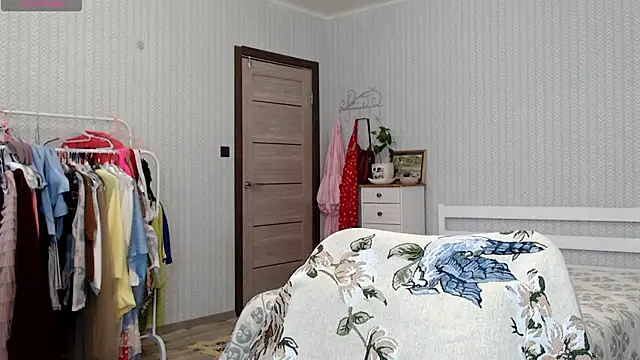 Soffya Soy online show from April 9, 2:44 am