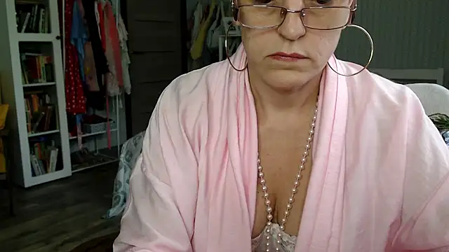 Soffya Soy online show from May 29, 6:44 am