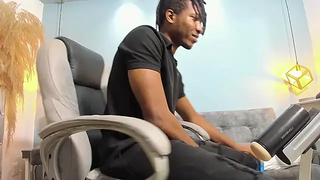 Snapshot of xxxhotbbc chatting on October 19, 9:04 pm xxxhotbbc online show from October 19, 9:04 pm