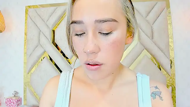 Lannajansen online show from February 6, 3:41 pm