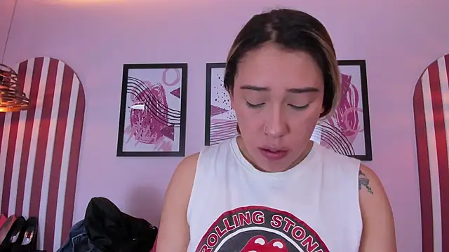 Lannajansen online show from October 4, 1:31 pm