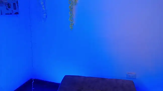 Snapshot of caamille025 chatting on February 2, 10:35 am caamille025 online show from February 2, 10:35 am