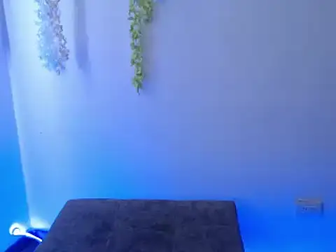 Snapshot of caamille025 chatting on February 3, 6:07 pm caamille025 online show from February 3, 6:07 pm