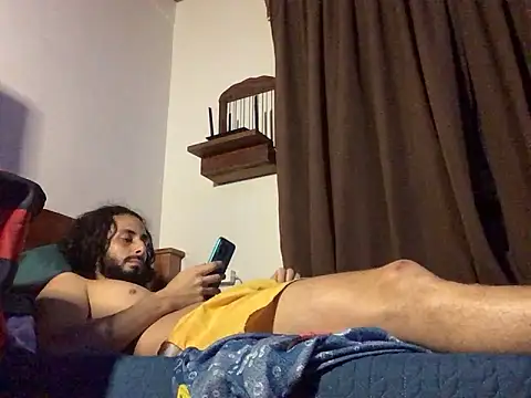 Nooneisthis online show from November 3, 7:09 am