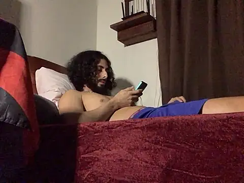 Nooneisthis online show from December 23, 6:44 am