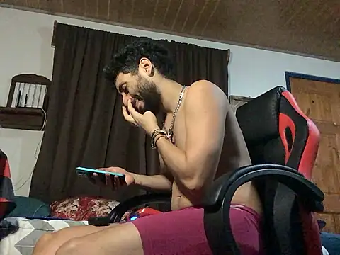 Nooneisthis online show from May 31, 1:36 am