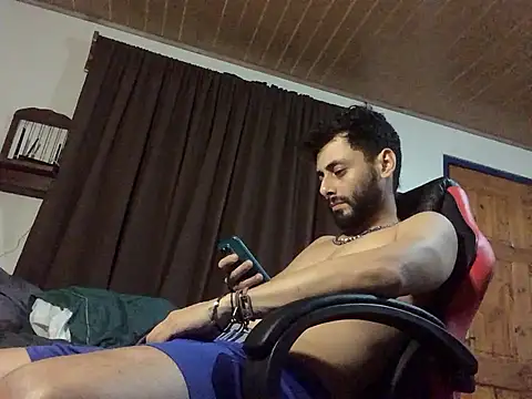 Nooneisthis online show from July 3, 3:46 am
