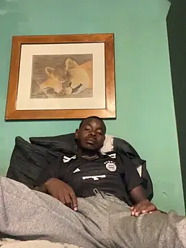 clipper12 online show from April 8, 9:04 pm