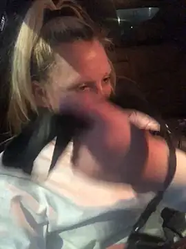 barbieinbondage7 online show from February 1, 1:48 am