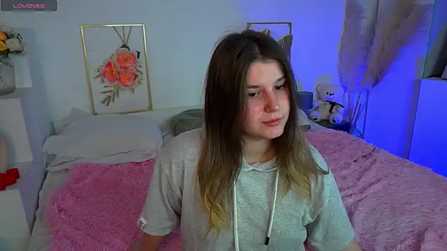 nawuwu online show from October 26, 6:52 am