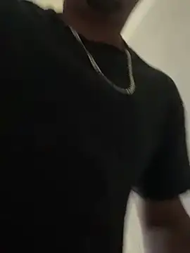 Snapshot of paullliliu chatting on January 22, 4:12 pm paullliliu online show from January 22, 4:12 pm