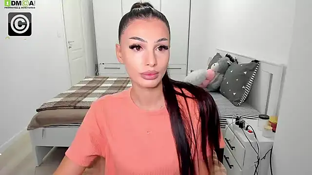 HelenShawn online show from November 11, 8:31 pm