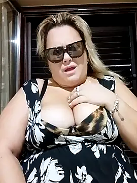 topina8 online show from September 12, 4:23 am