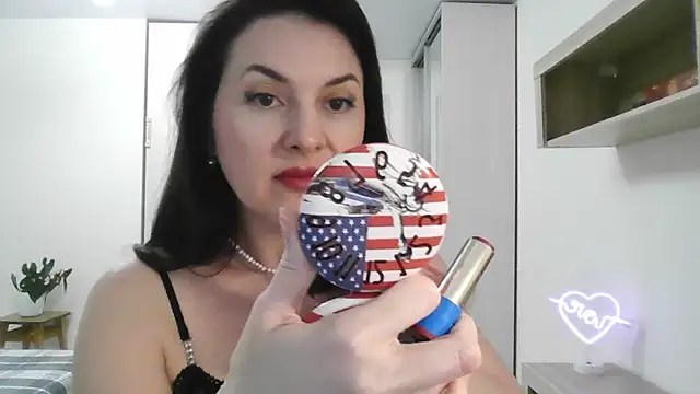 Victoria Glam online show from February 6, 9:38 pm