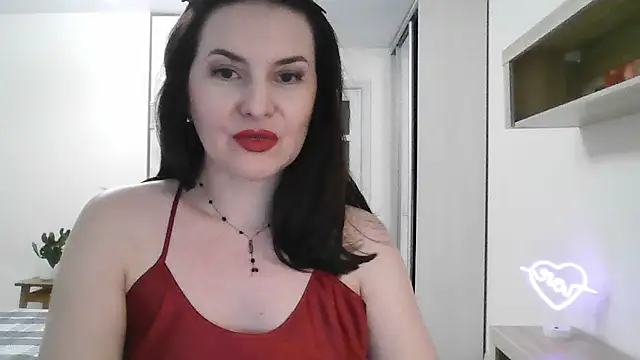 Victoria Glam online show from February 7, 10:52 pm