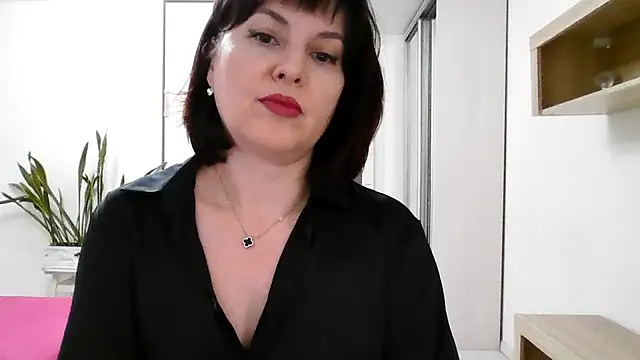 Victoria Glam online show from November 2, 6:43 pm