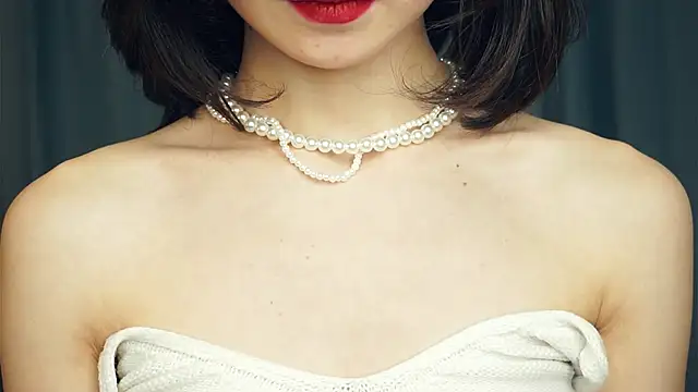 VeronaCritchlow online show from February 14, 2:02 pm