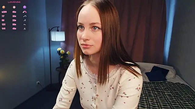 Snapshot of MaydaDale chatting on February 23, 9:22 am MaydaDale online show from February 23, 9:22 am