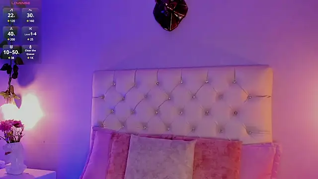 Snapshot of Hannah_Jonhson chatting on March 3, 12:48 am Hannah Jonhson online show from March 3, 12:48 am