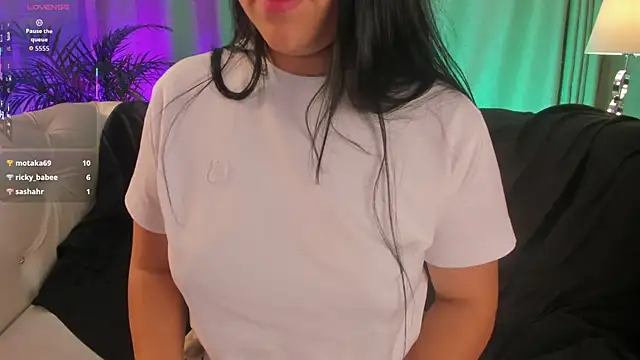 Snapshot of Hannah_Jonhson chatting on September 14, 6:34 am Hannah Jonhson online show from September 14, 6:34 am