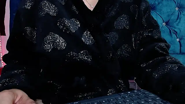 Snapshot of isabelajonesgl chatting on February 15, 10:10 pm isabelajonesgl online show from February 15, 10:10 pm