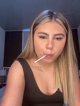 MeganCrow online show from April 14, 7:53 pm