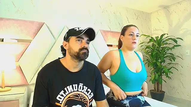 Snapshot of anastasia_marco chatting on February 1, 11:43 am anastasia marco online show from February 1, 11:43 am