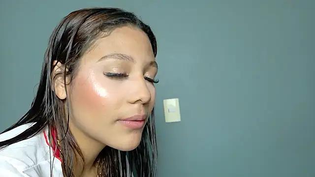 kathymia68 online show from October 5, 8:40 pm