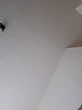 Kjnaughtyxh online show from April 13, 11:37 am