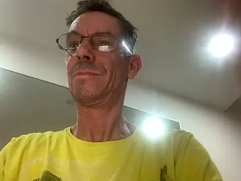 Kenhornu online show from February 21, 7:15 pm