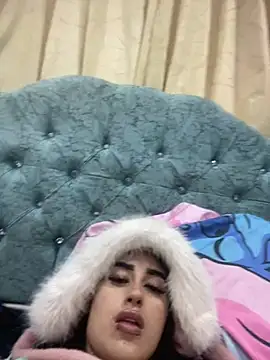 Girl milk7 online show from March 17, 11:21 am