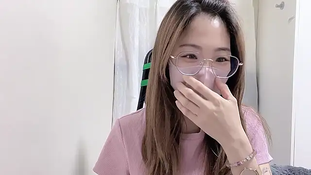 Snapshot of Chu1314 chatting on September 20, 3:35 pm Chu1314 online show from September 20, 3:35 pm